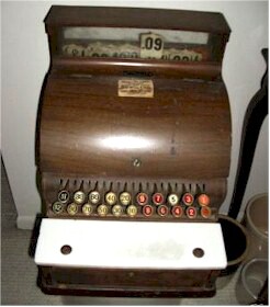 Manual cash register